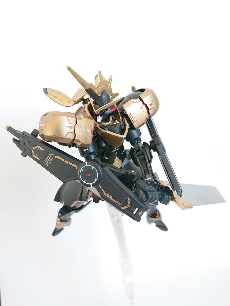 ドラゴン退治。武器が目立たない!目は黄色→ピンクに変更。