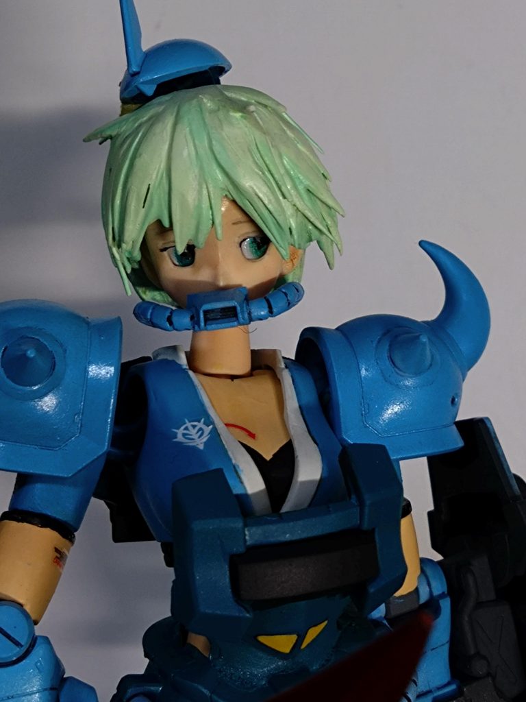 視線違いバージョン。