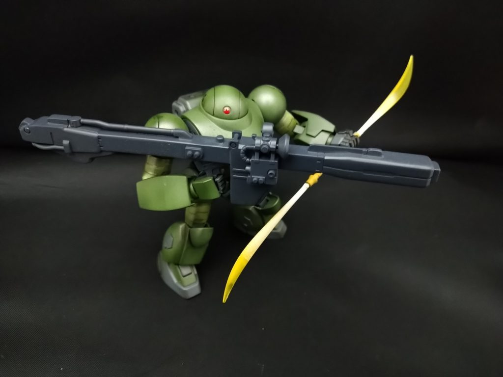 別キットのランチャーと薙刀を