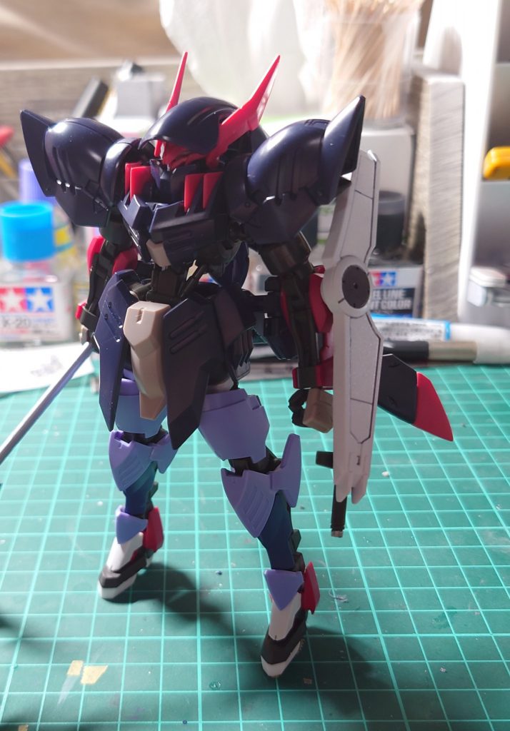 塗装前足裏の厚底化が厚みもあってなかなか大変でした。