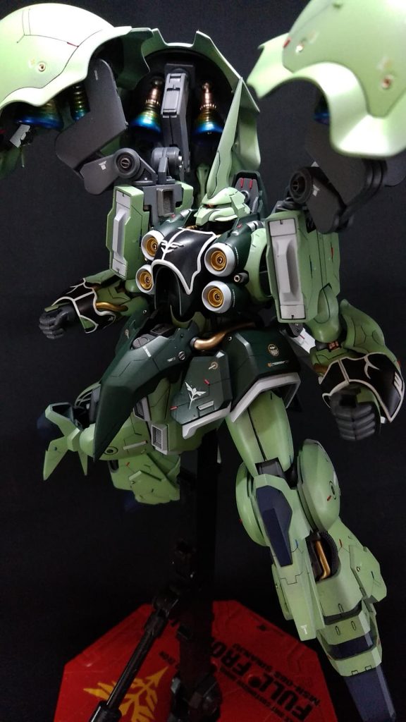 適当にポージングしていきます。