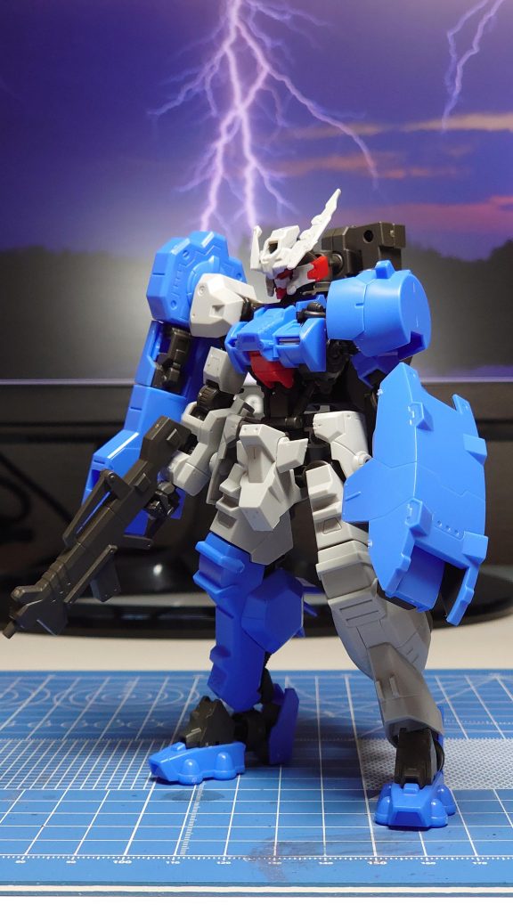 ビフォーです。余剰パーツでちょい改造して変更を加えました。