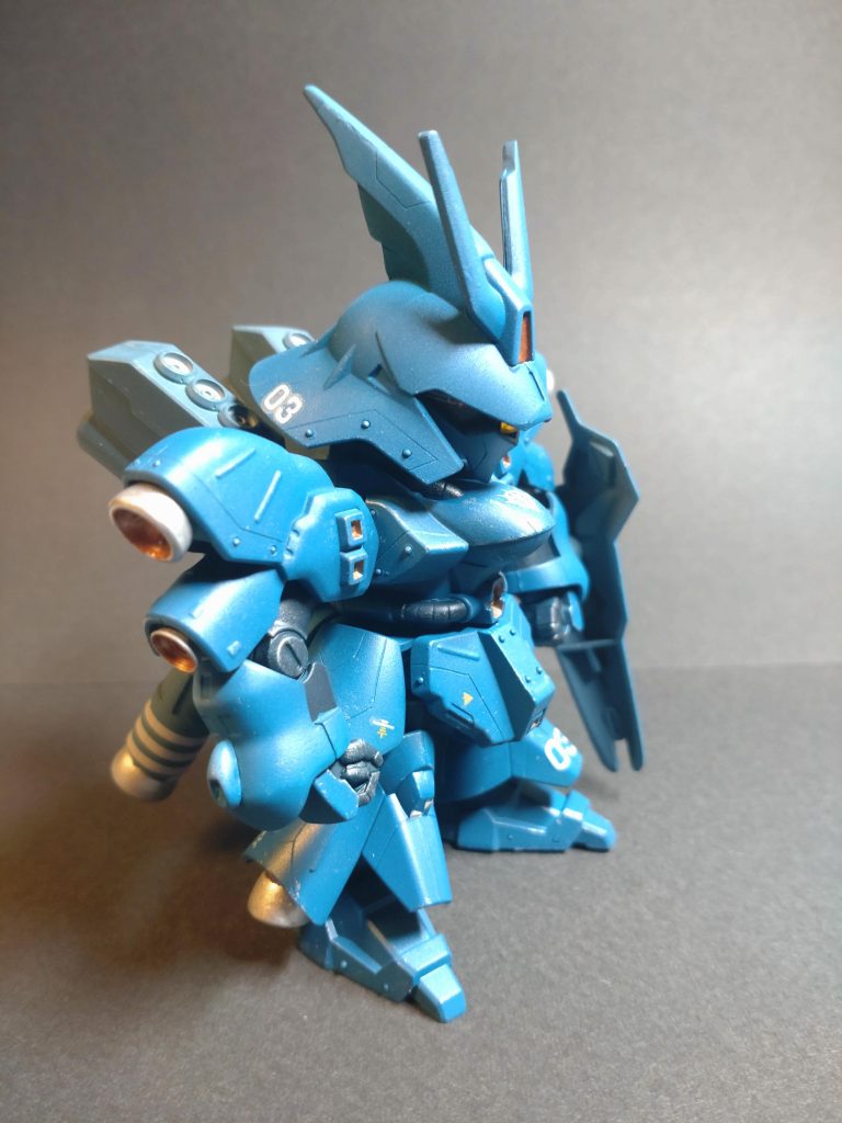 武器を持たないので「手をグーに✨」