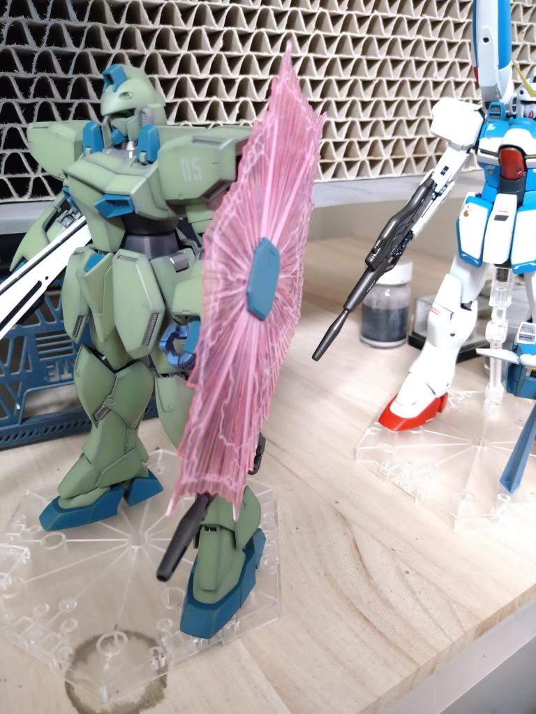 ビーム・シールドはもう少しかっこよかったら良いのに。次はビーム・シールド流れでV2AB、シャッコー、デナンゾンあたりにしたいです。