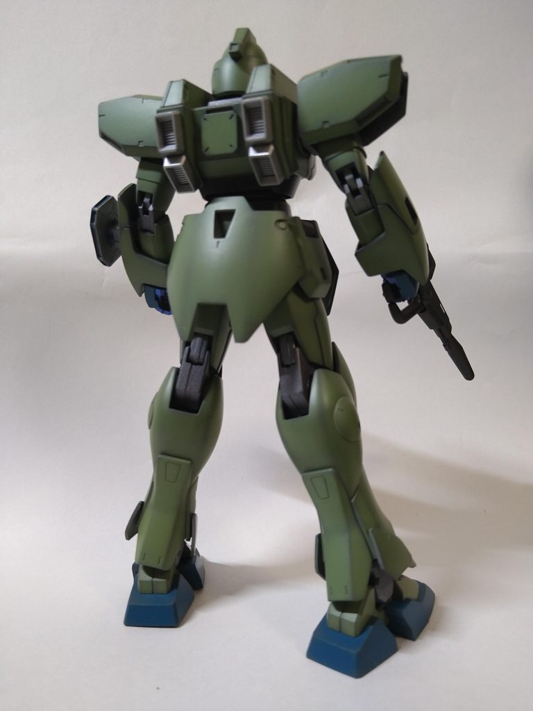 背中が寂しいですが、これも良いです。