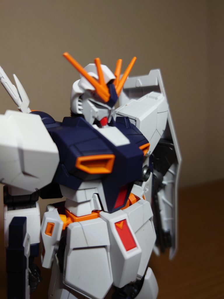 νガンダム–4枚目/制作者：きゅうちゃん