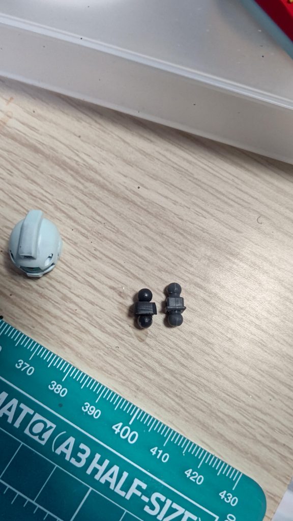 首も長いので新規造作で縮めました