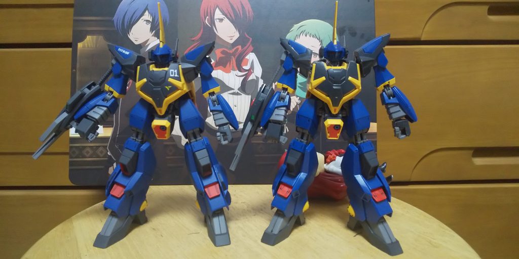 :発売日の当時に鹵獲した素組バーザムと比較だ。部分塗りとかつや消しをしたからだいぶ違うな。ブリリアント！