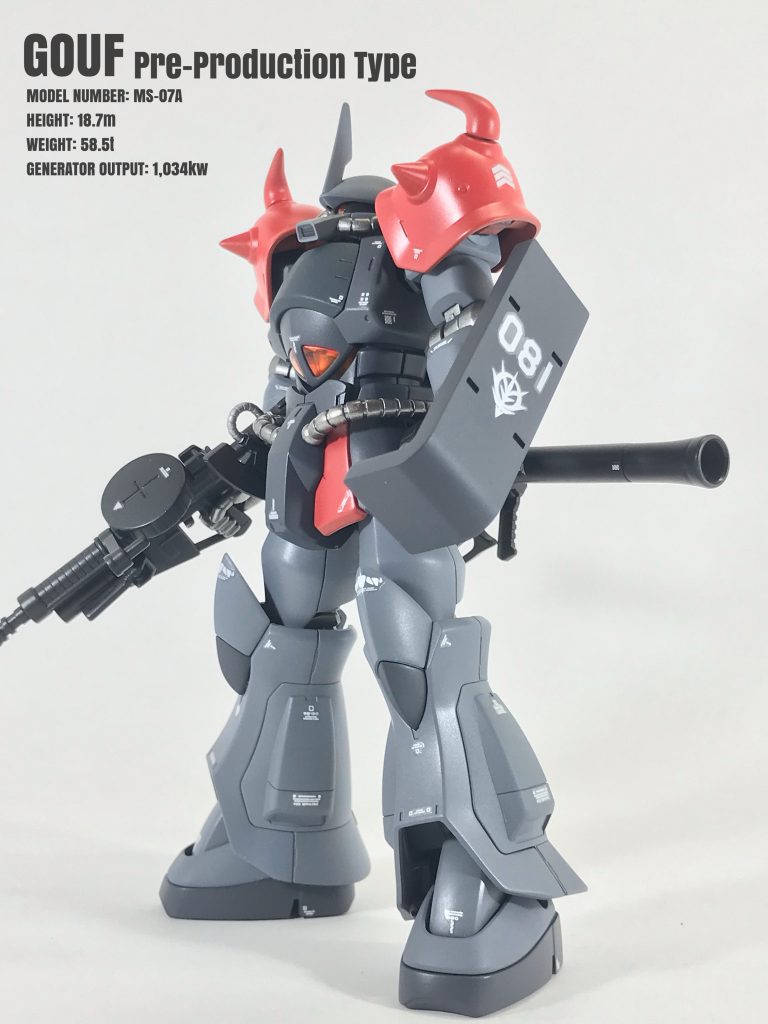 1号機（機体No.081）隊長機のグフA型（先行量産型）です。腕をザクⅡF2、ショルダースパイクをグフカスタムから流用し、カスタム機風に仕上げてみました。