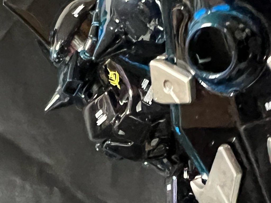 ウレタンクリアで光沢を出しました😆