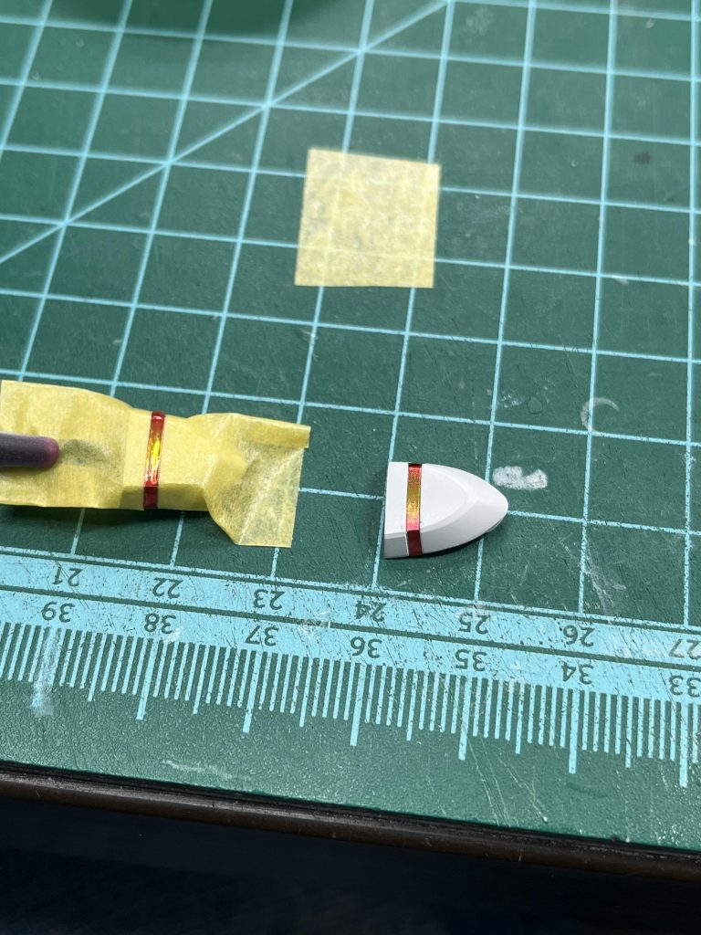 付属シール上にレジン盛り