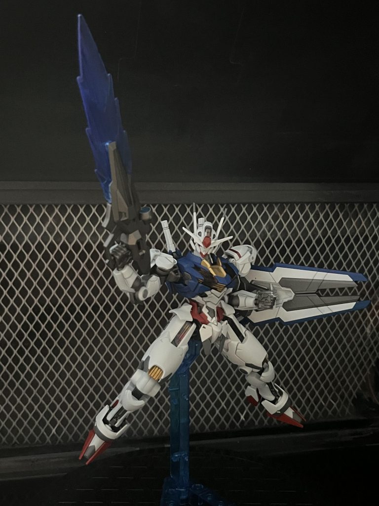 ライフルから大型のビーム刃は斬新なような。