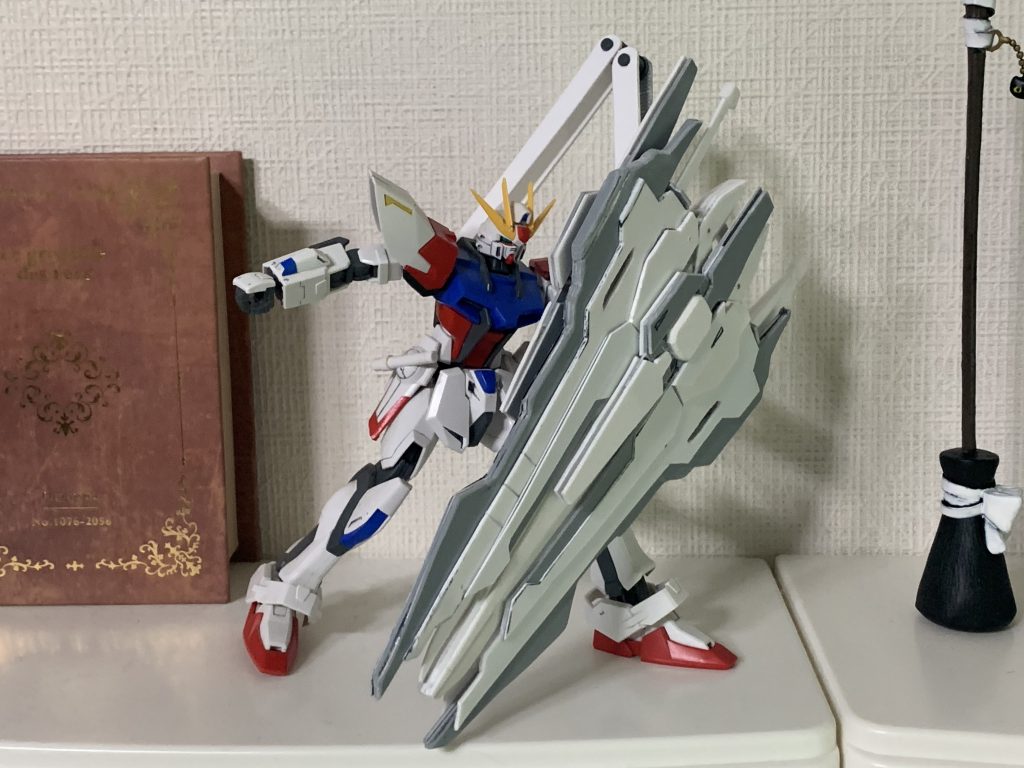 Eユニットは他のガンプラに装備させることも可能だったりします。