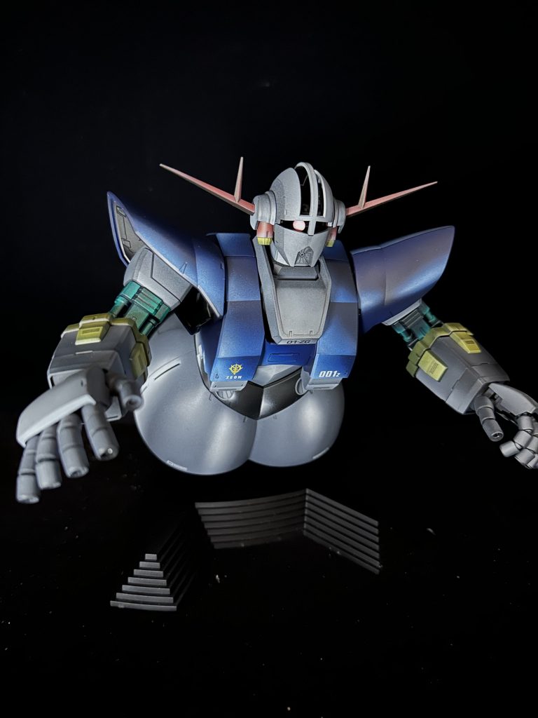 エッジ線も強調して、イラスト風も意識しています。