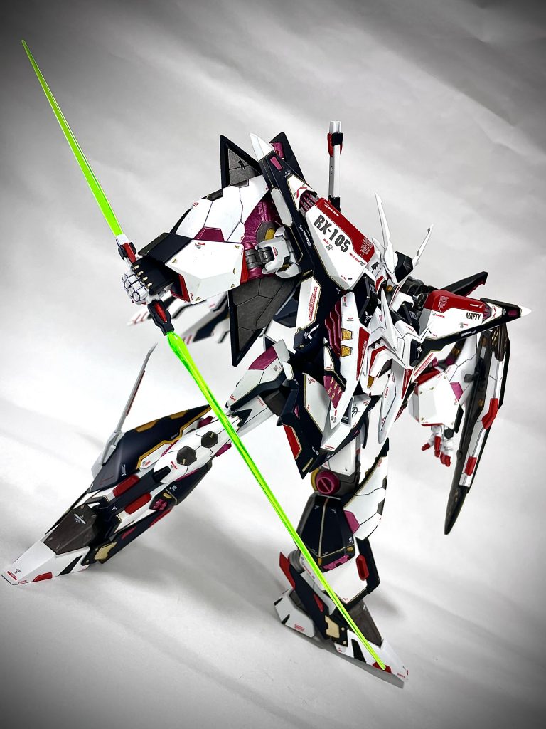 あとはトゲトゲしいデザインを活かすために全体的にパーツのシャープ化を軽く行っています。また、今回は普段はしないヒケ消しなどの表面処理をしてみまして、これがめちゃくちゃ時間かかってマジで泣きそうになったのですが、正直意味があったのかよくわからないです…w