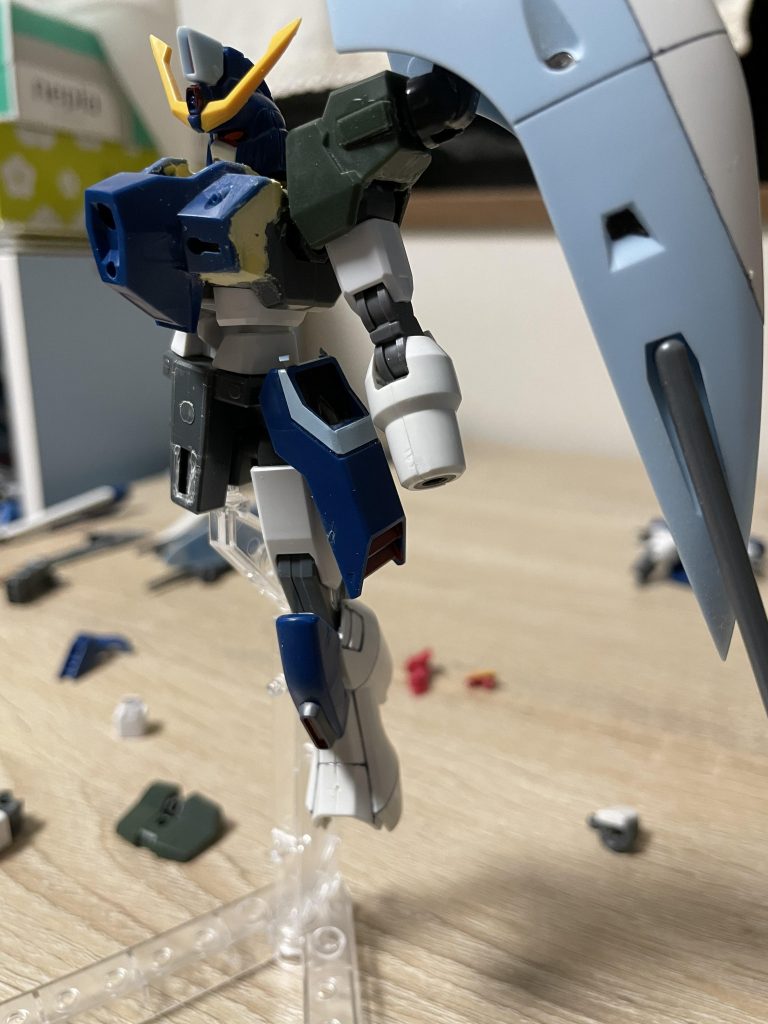 基本的にはケルディムガンダムをベースにしてます