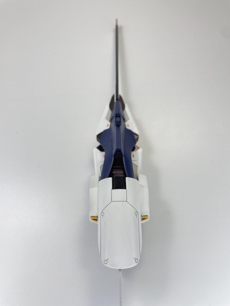 コンポジットシールドブースター単体です大きい面の部分にヘイズルなどのシールドブースターに見られた小さな丸モールドを追加しています