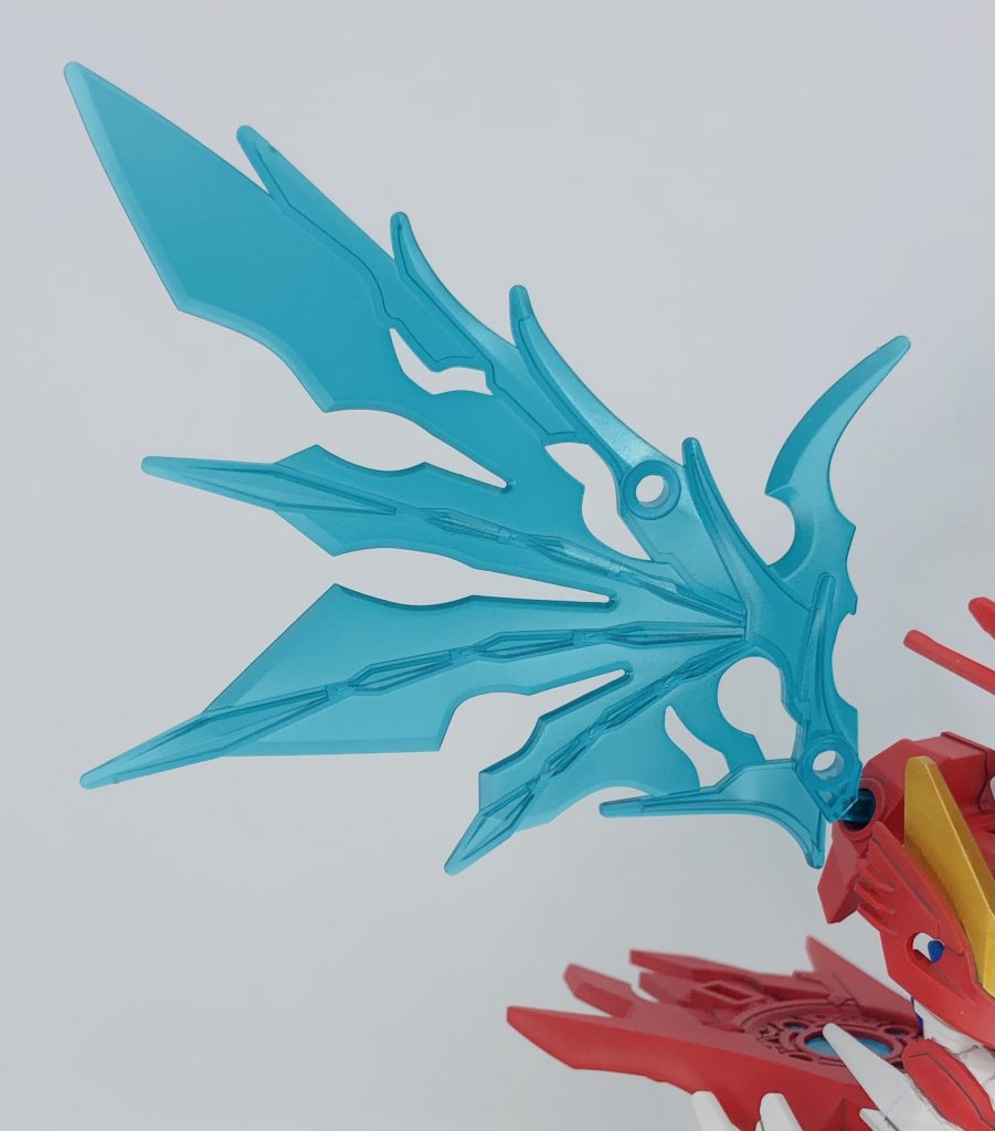 羽にはクリアピーコックグリーンを軽く吹いてます