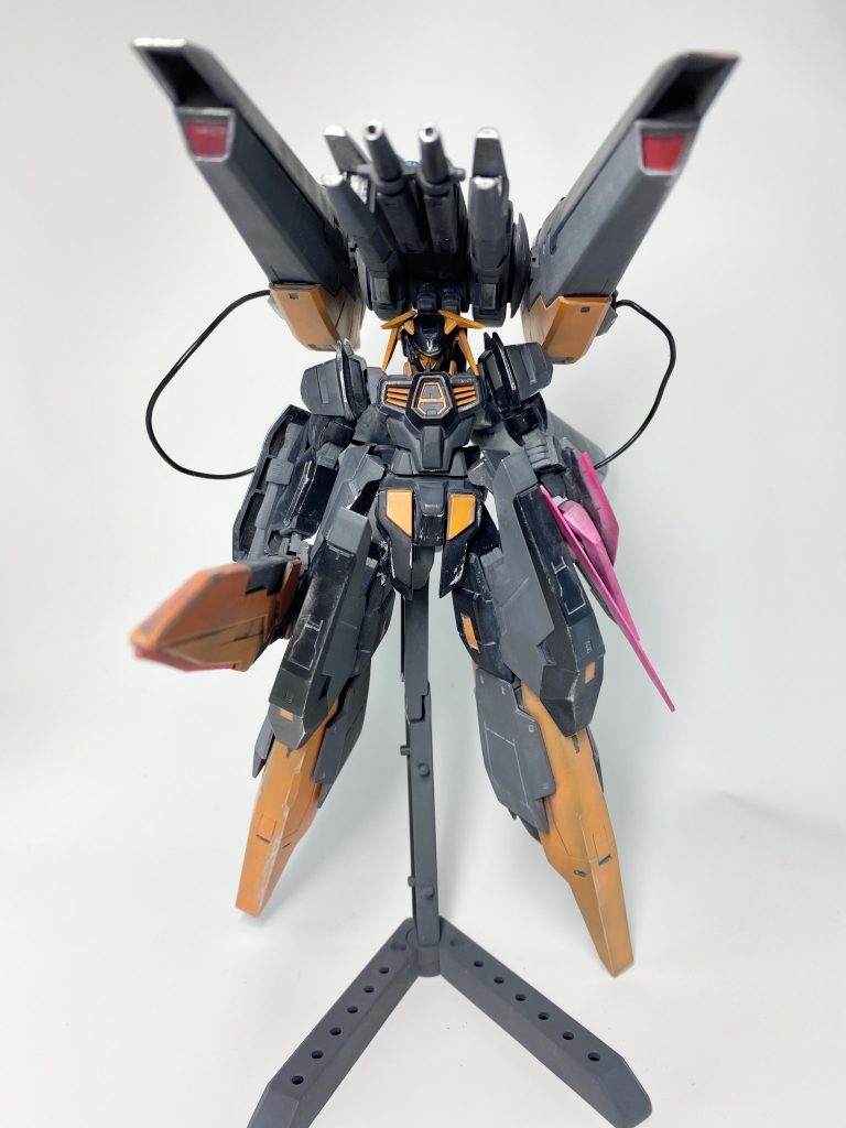 正面からの写真です。少し武装が重くて傾きやすいです。