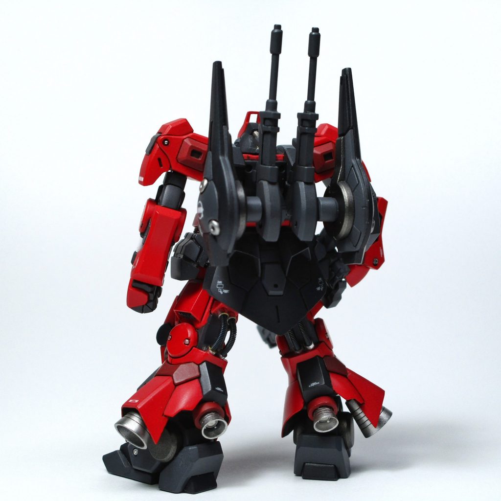 一部バーニアやパイピングは別パーツに置き換えてあります。