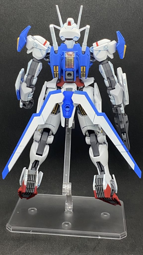 最後に背中から。スリッパのスラスターも目立つから塗って大正解