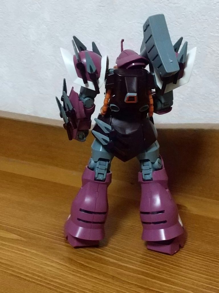 ただ、クナイがポロポロ落ちやすく、ジャイアントバズの保持力が悪いですがイフリートのキット自体は優秀なので今後改造かミキシングする予定です❗️