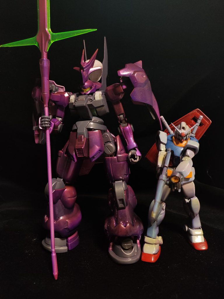 EGガンダムとの身長比較。最終的に1/100クラスの身長になりました。 