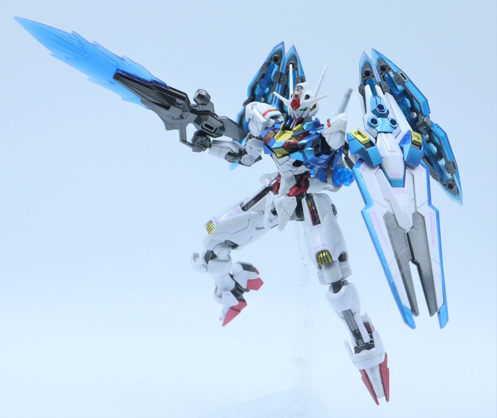 エアリアルは光沢塗装してます😄あとコトブキヤのエクシードバインダー2が個人的に似合っているのでバックパックにしました✌️