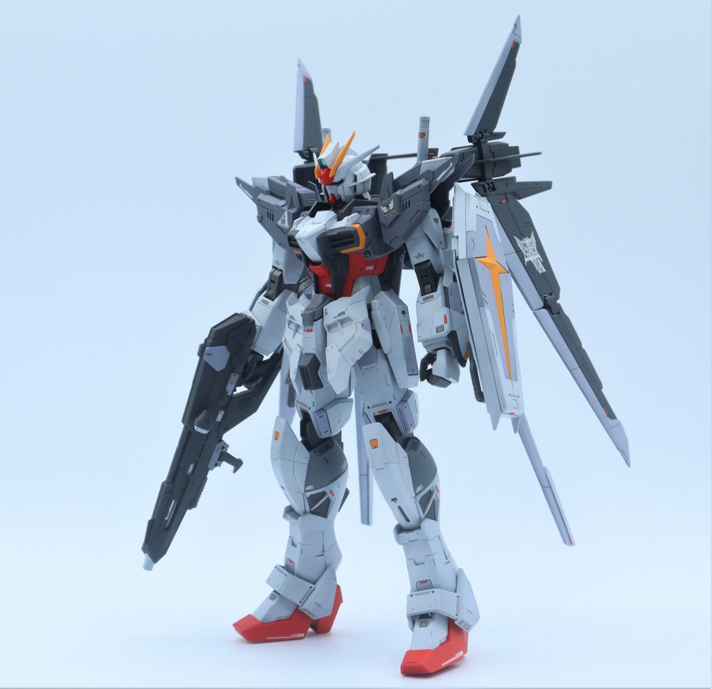 プロポーションは文句なしなので既存モールドの彫り直しや塗り分け、情報量追加をしました😄