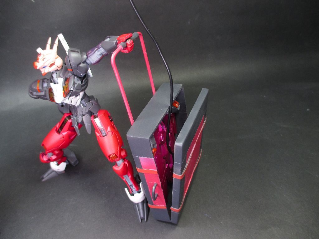 ガンダムエアリアル”エルザ”–4枚目/制作者：堺・悠一