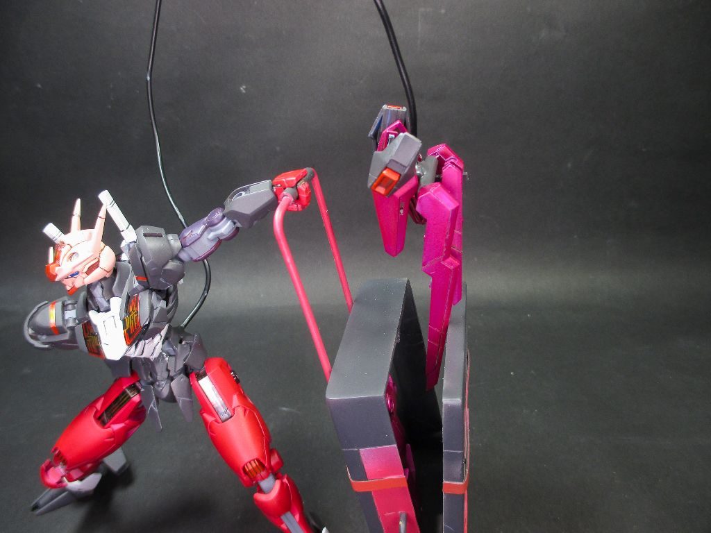 ガンダムエアリアル”エルザ”–5枚目/制作者：堺・悠一