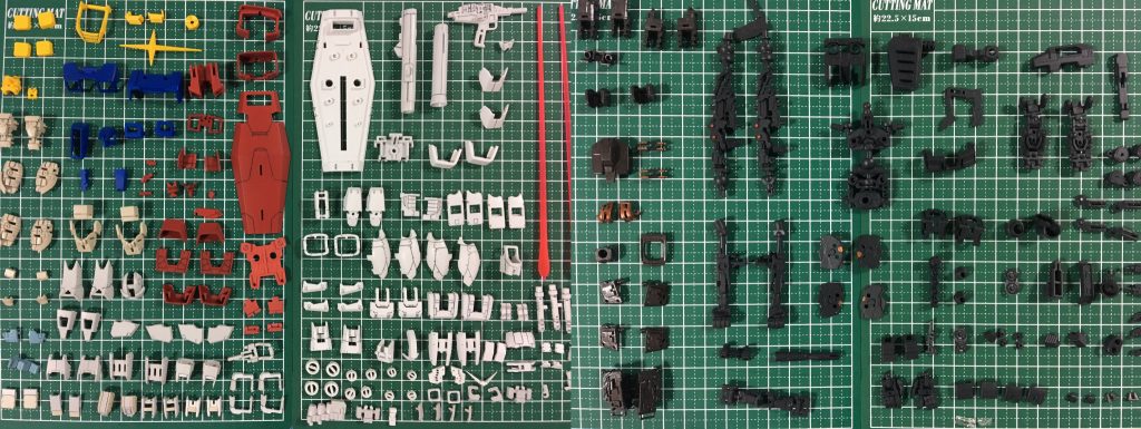 塗装にコツが必要すが、スミ入れ後塗装を行ってもスミ入れラインは残ります。(塗装色との相性もあり) 私は塗装後のスミ入れが出来なかったので、スミ入れ→塗装の順で製作を行うことにしました。塗装よりスミ入れで完成度の善し悪しが決まるような気がします。仕上げ工程