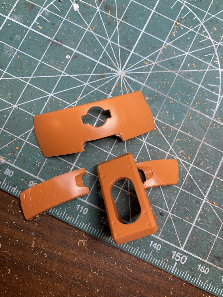 内部フレームを見せるために頑張って切り落としました。