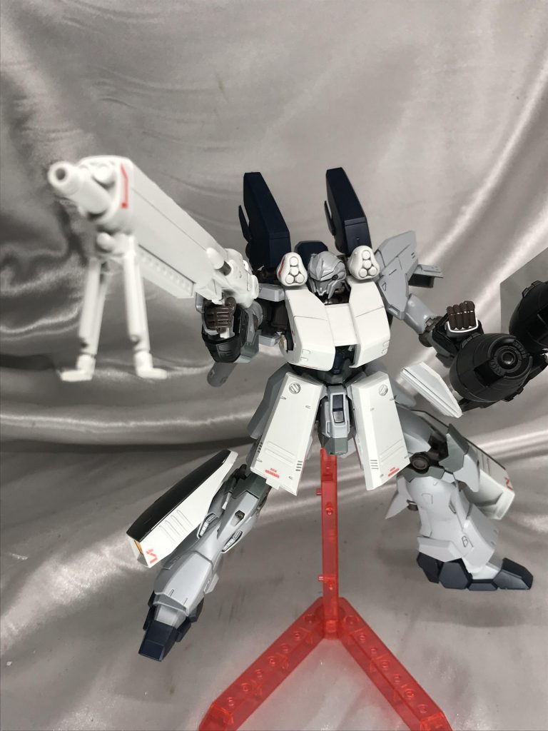 こんな巨大な砲でも構わず撃っちゃうンだなぁ!これが!