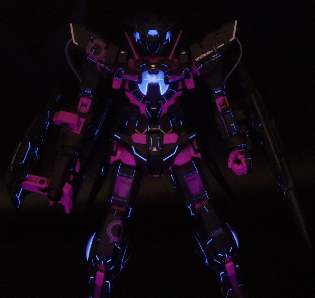 クリアパーツが結構光ってくれる