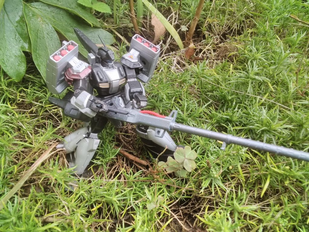 大型火器の装備ってのはロマンだよねーってことで、エルガイムから拝借したバスターランチャーも装備してるわい。普段はガトリングランチャーを装備してるよー詳しくは一番最初の画像をチェック。