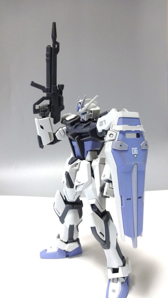 ストライクガンダム　ディアクティブモード–3枚目/制作者：メカの種