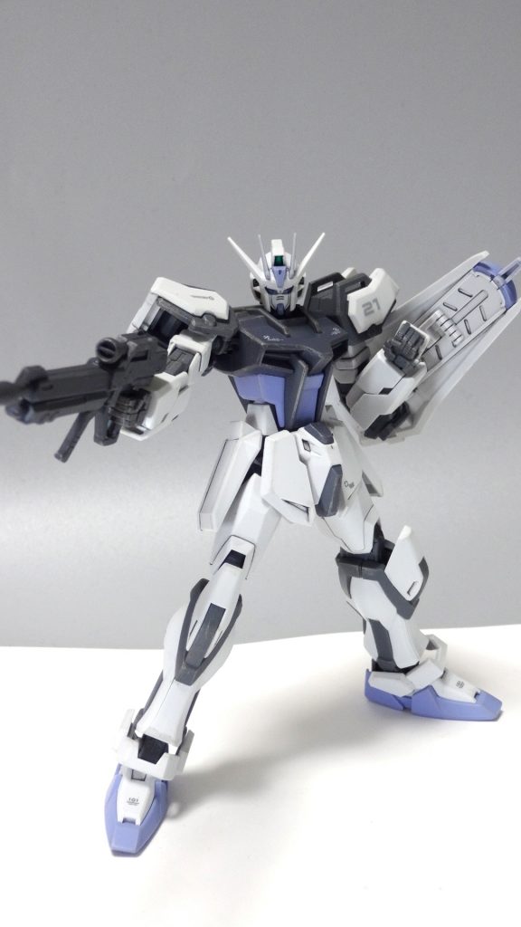 ストライクガンダム　ディアクティブモード–2枚目/制作者：メカの種