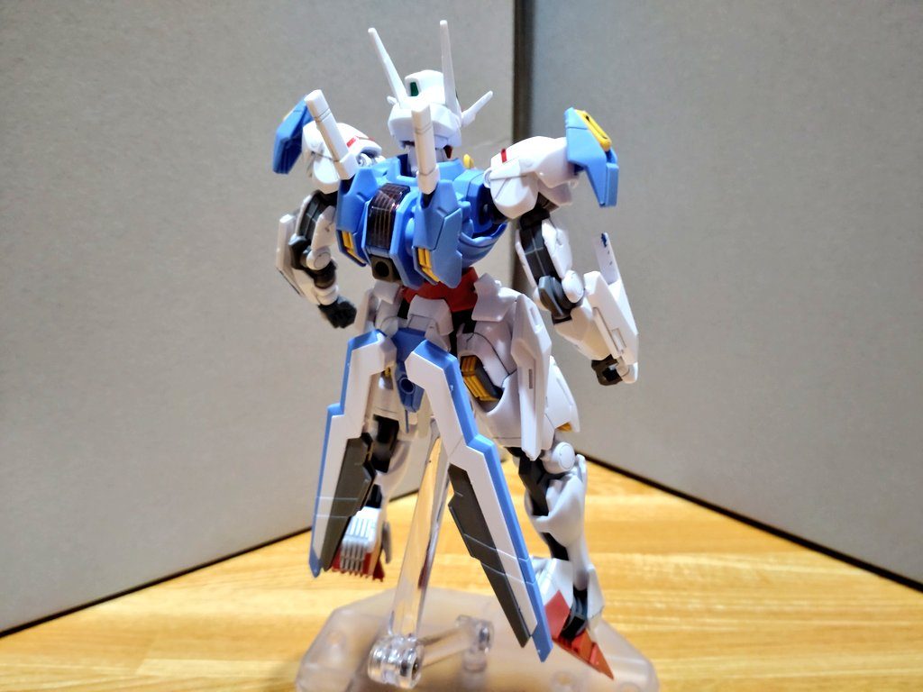 ・ビットオンフォーム・背面