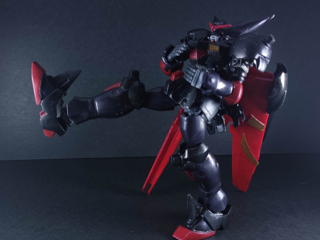 一応ハイキックらしきことも可能。