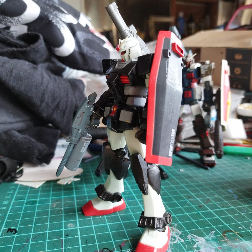 プロトタイプガンダム–3枚目/制作者：まっちゃん