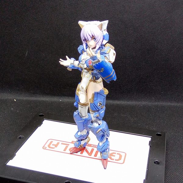 モビルドールメイ　セミ・ストライカー