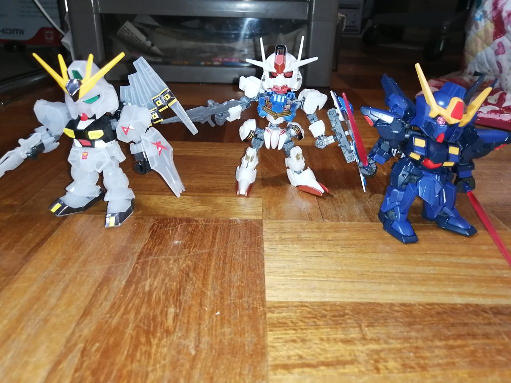 高さ比較　右拡張のクロスシルエットなし　左EXスタンダード　ちなみきこの２体改造無しです