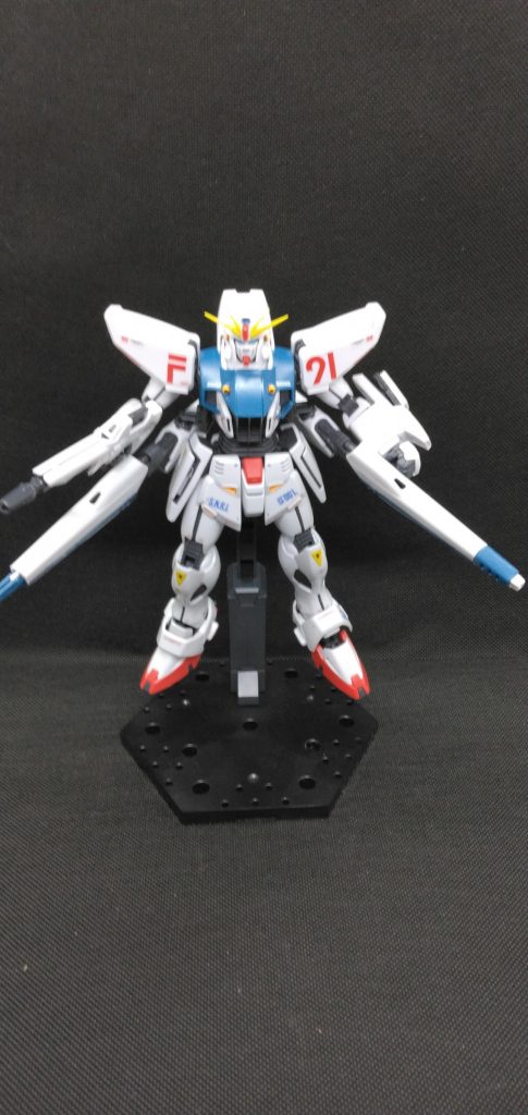 MG  ガンダムF91–5枚目/制作者：英典