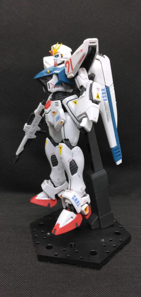 MG  ガンダムF91–2枚目/制作者：英典
