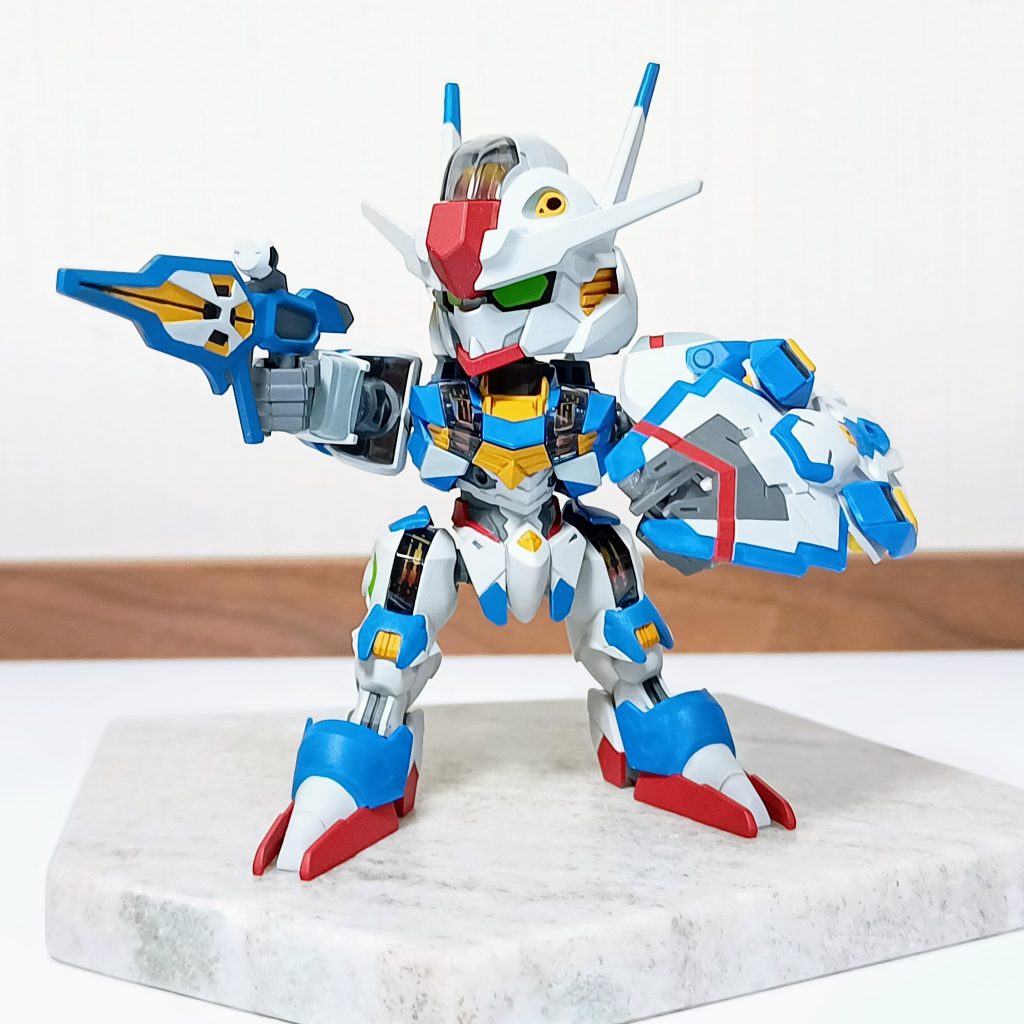 射撃ポーズ！グレーの銃はカラフルにしてみました。