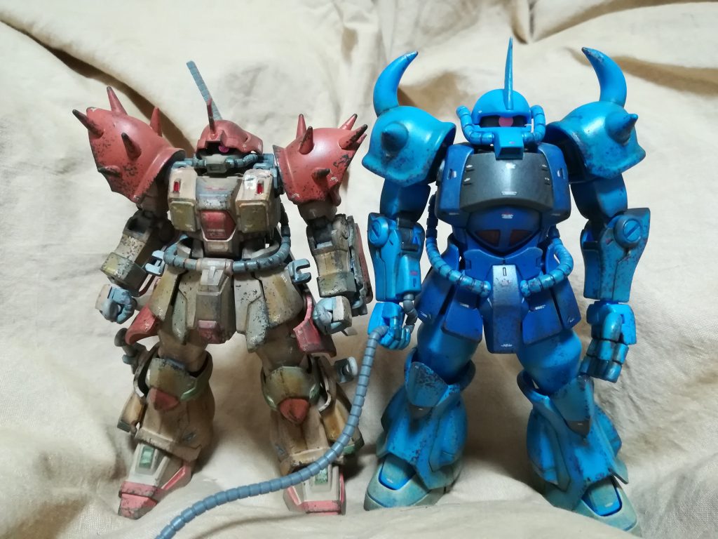 砂漠をイメージして布団の上で撮りました(笑)