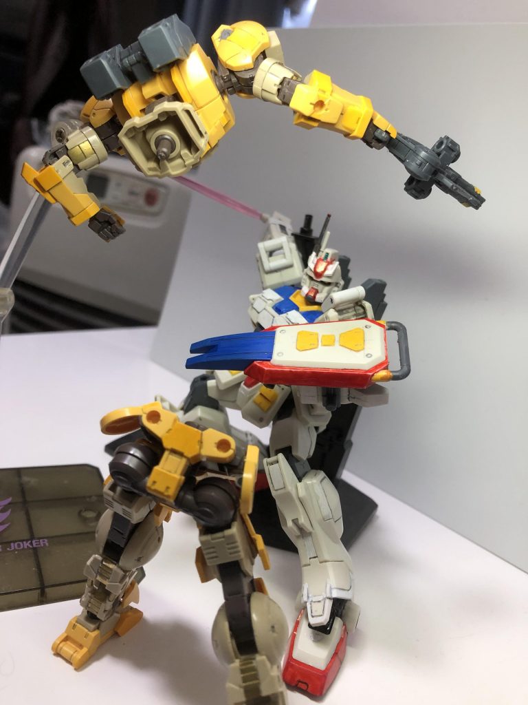 操縦性としては重装甲を高出力で無理やり動かしているのでかなり慣性制御が難しい出来となってしまったが、テストパイロットのロシーダ大尉は圧倒的な技量で初見で手足のように使いこなしている。以下、パイロットのロシーダ・アマチャーノ大尉のデータ