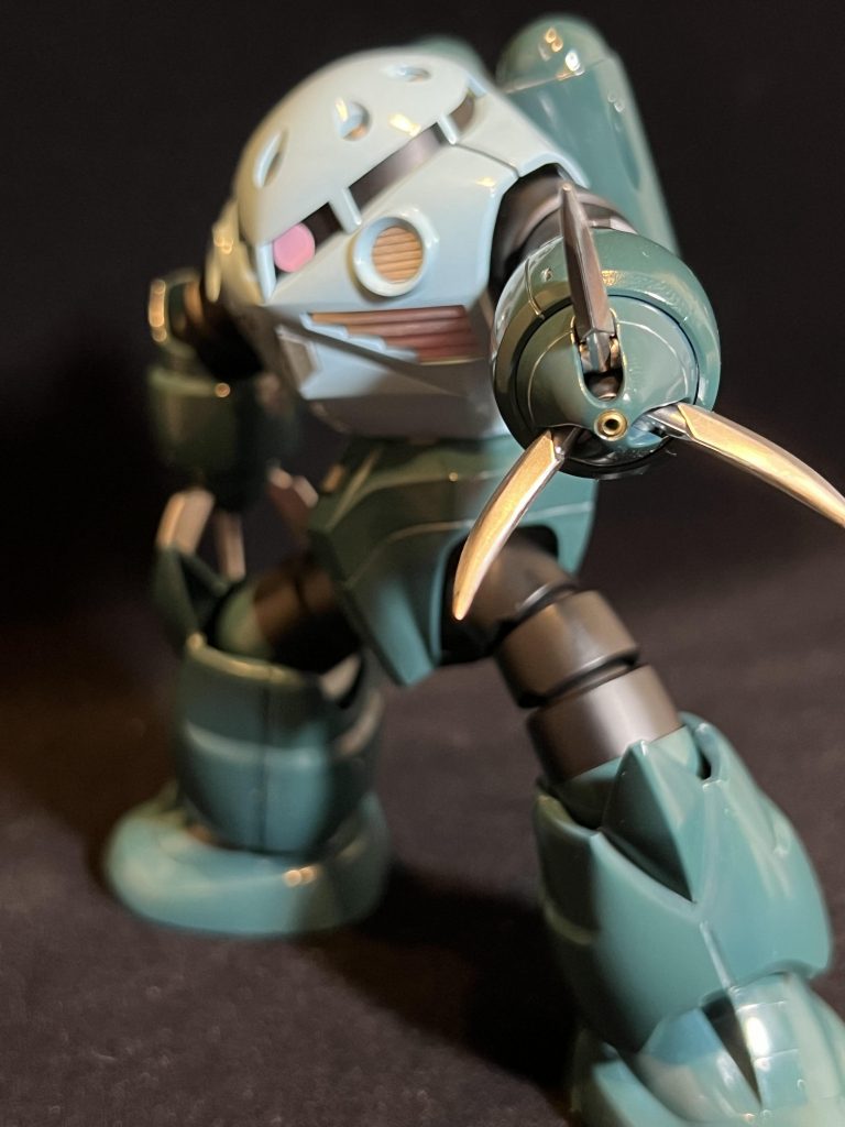 ポージングフォーカスが腕にいっちゃった図