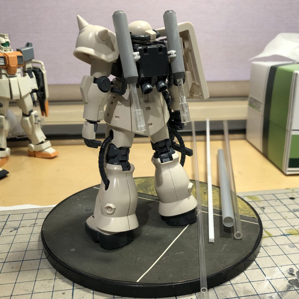 作成中のようす。ラケーテン・ガルデンはこんな感じで作成しました。接続はネオジム磁石です。